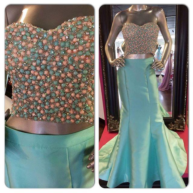 Two Piece Turquoise Mermaid Prom Dresses Sweep train Satin back Zipper Long Formal mermaid Party evening Gowns Vestido De Festa with Beaded, Light purple
Two Piece Turquoise Mermaid Prom Dresses Sweep train Satin back Zipper Long Formal mermaid Party evening Gowns Vestido De Festa with Beaded, Light purple