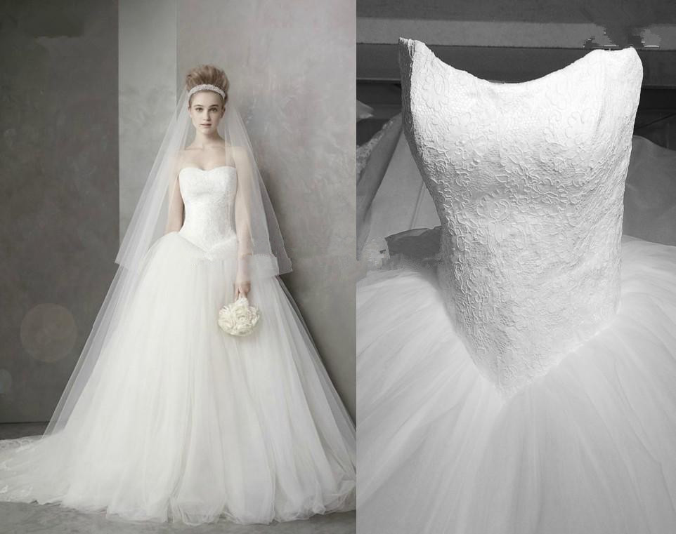 Princess Style Wedding Dresses Sweetheart Lace Tulle V Shape Waist Court Train Lace up Back Bridal Gowns Custom Made W496 Romantic, Red & white
Princess Style Wedding Dresses Sweetheart Lace Tulle V Shape Waist Court Train Lace up Back Bridal Gowns Custom Made W496 Romantic, Red & white