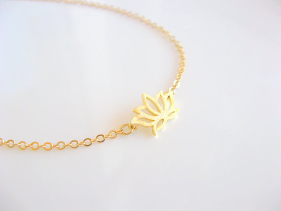 30PCS- B012 Fashion Gold Silver Plant Lotus Bracelets Tiny Lotus Flower Bracelets for Prom Petal Bracelets Jewelry for Weddings