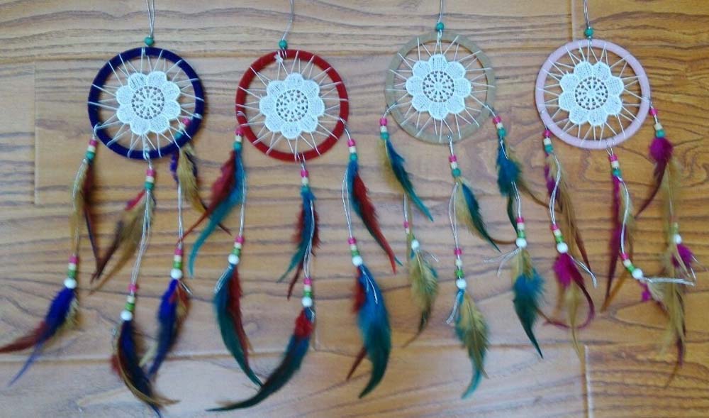 free shipping 12pcs/lot in mixed colors 11cm DIA Dream Catcher Decor Car Decor Home Decorations Birthday Party Holiday Gift Lover Gift
free shipping 12pcs/lot in mixed colors 11cm DIA Dream Catcher Decor Car Decor Home Decorations Birthday Party Holiday Gift Lover Gift