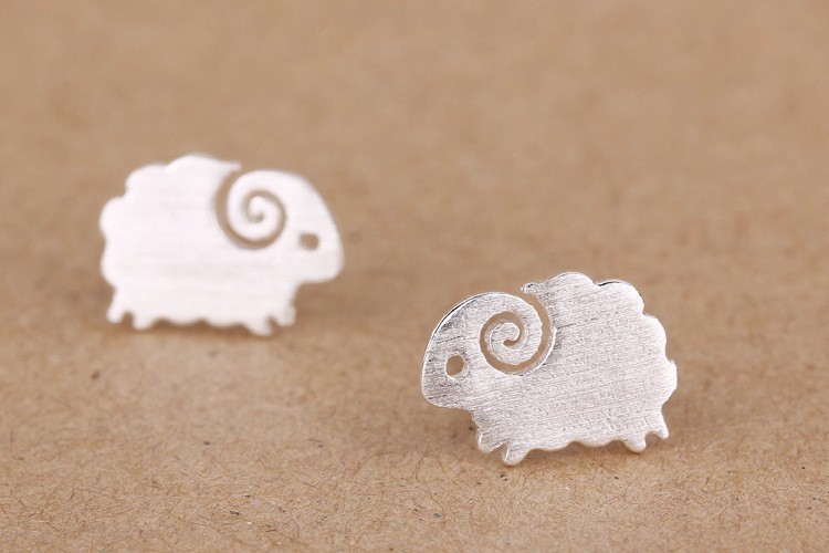 30PCS- S046 Cute Little Sheep Studs Earrings Tiny Mutton Earring Goat Earrings Lovely Animal Stud Earrings for Constellation Birthday Gifts
30PCS- S046 Cute Little Sheep Studs Earrings Tiny Mutton Earring Goat Earrings Lovely Animal Stud Earrings for Constellation Birthday Gifts