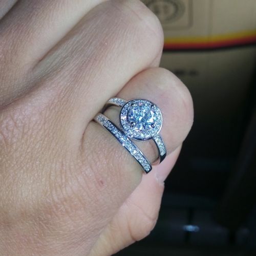 Elegant 6-10 Band Round Cut Topaz Wedding Ring Set in 10k White Gold Fill