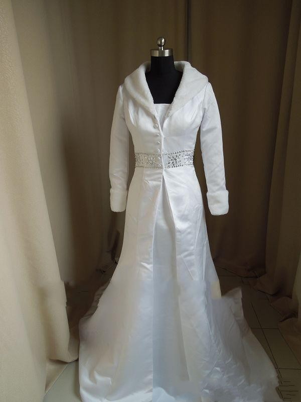 Whole fur A line Wrap strapless satin White Winter Wedding Dress Cloak Chapel Train Satin Long Sleeve Coat for bride