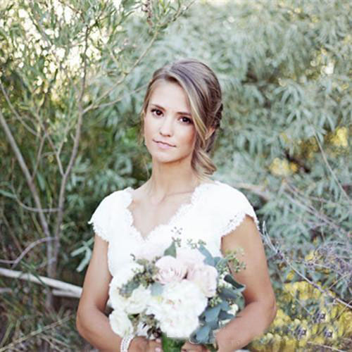 Elegant Country Wedding Dresses Mermaid V Neck Cap Sleeves Bridal Gowns Garden Wedding Gowns Custom Made