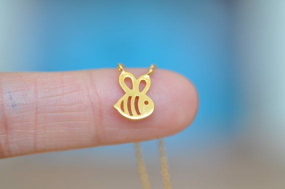 10PCS Tiny Honey Bee Necklace Honeybee Bumble Bee Necklace Queen Bee Cute Insect Necklaces Bumblebee Beehive Necklaces