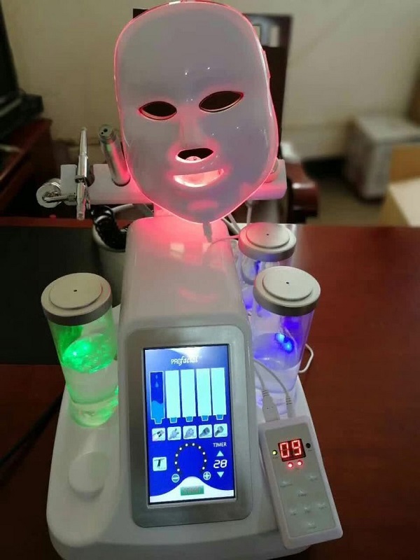 7 in 1 oxygen facial machine rejuvenation anti aging hydro dermabrasion machine skin whitening water dermabrasion
7 in 1 oxygen facial machine rejuvenation anti aging hydro dermabrasion machine skin whitening water dermabrasion