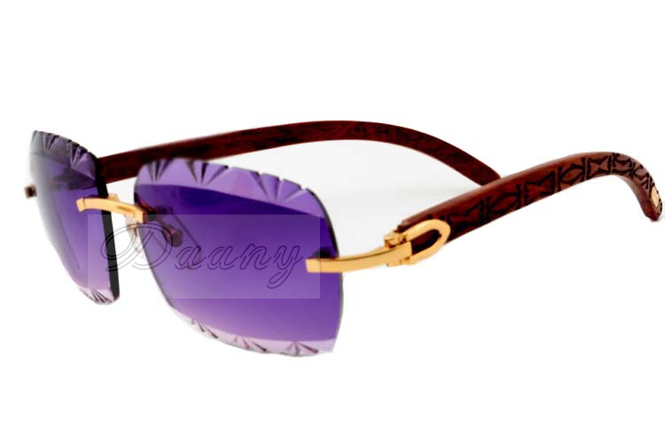 Direct color engraving lens, high quality carved sunglasses 8300765 pure natural hand carved wooden legs cool sunglasses, size: 56-18-135mm
Direct color engraving lens, high quality carved sunglasses 8300765 pure natural hand carved wooden legs cool sunglasses, size: 56-18-135mm
