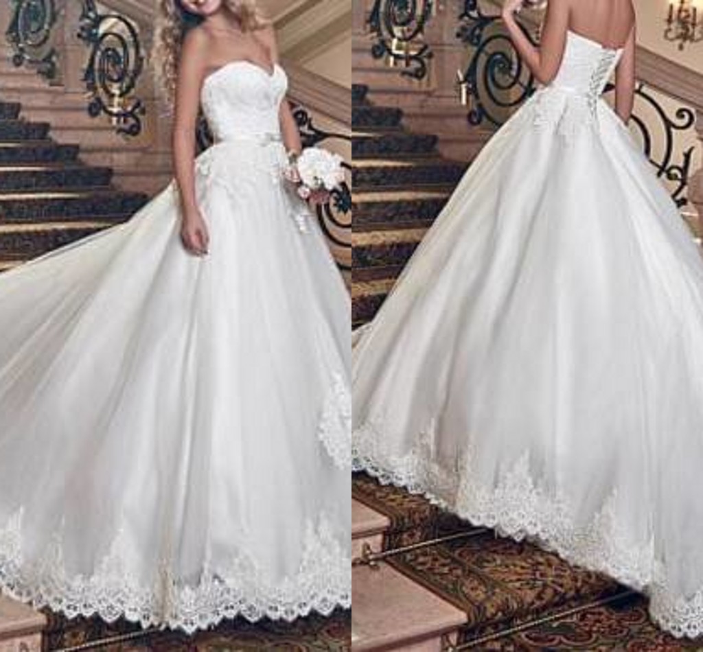 Vintage White Wedding Dresses With Applique Lace A Line Vestidos de Novia Sweep Train Made in China peplum Bridal Wedding Gowns Plus size, Ivory
Vintage White Wedding Dresses With Applique Lace A Line Vestidos de Novia Sweep Train Made in China peplum Bridal Wedding Gowns Plus size, Ivory