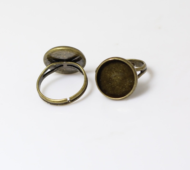 Beadsnice handmade ring base adjustable ring with 14mm round cabochon setting round bezel ring blank for sale ID 18625
Beadsnice handmade ring base adjustable ring with 14mm round cabochon setting round bezel ring blank for sale ID 18625