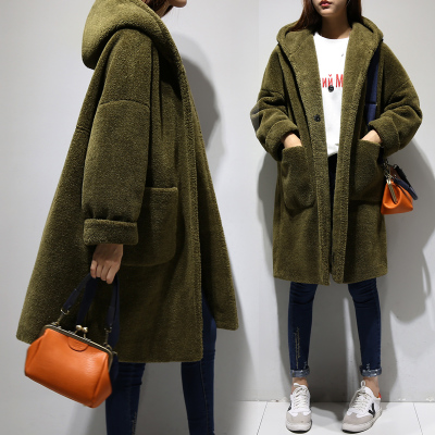 Lamb Wool Coat Women Cocoon Winter Jacket Women Loose Hooded Woolen Coat Thick Long Parka Army Green Coats Abrigos Mujer C2810
Lamb Wool Coat Women Cocoon Winter Jacket Women Loose Hooded Woolen Coat Thick Long Parka Army Green Coats Abrigos Mujer C2810