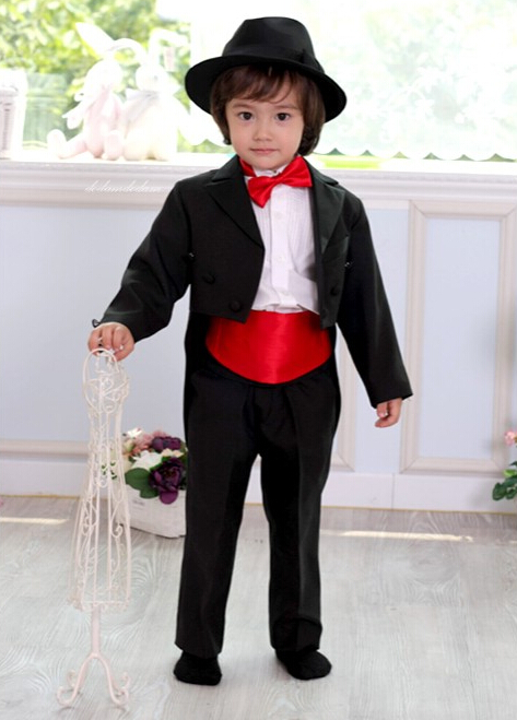 A gentleman boy boy flower children's wear three-piece suit wedding suit piano performance Custom made(jacket+pants+belt), Ivory
A gentleman boy boy flower children's wear three-piece suit wedding suit piano performance Custom made(jacket+pants+belt), Ivory