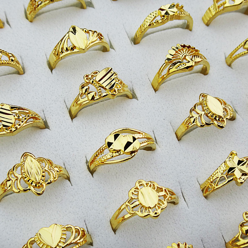 2016 NEW Charms 10pcs 18K Gold Vintage Womens Mix Style Carving Rings Wholesale Jewlery Lots A-806, Golden;silver
2016 NEW Charms 10pcs 18K Gold Vintage Womens Mix Style Carving Rings Wholesale Jewlery Lots A-806, Golden;silver