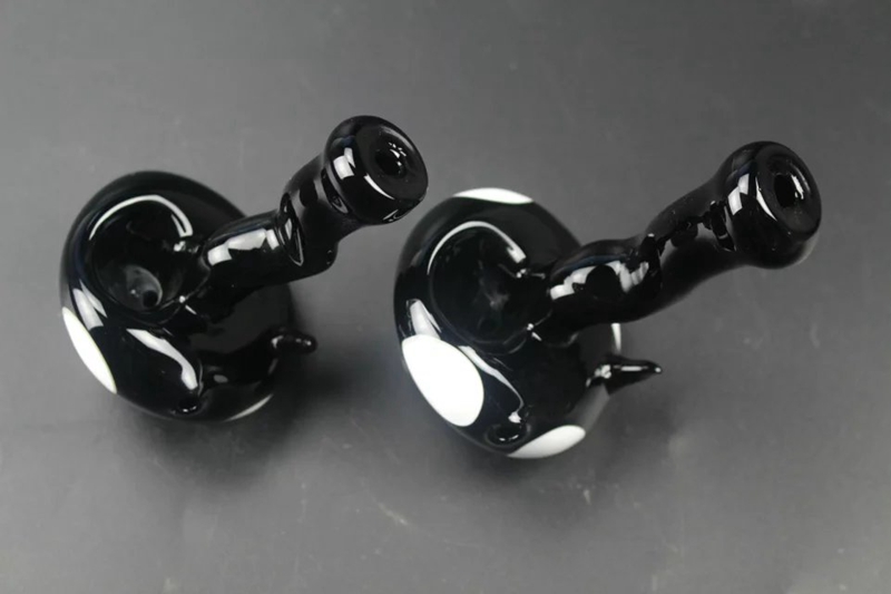 Black Mushroom Pyrex Glass Pipes High Qulity Tobacco Pipe 70g Glass Smoking Pipes Glasses Bubblers Fast Shipping
Black Mushroom Pyrex Glass Pipes High Qulity Tobacco Pipe 70g Glass Smoking Pipes Glasses Bubblers Fast Shipping