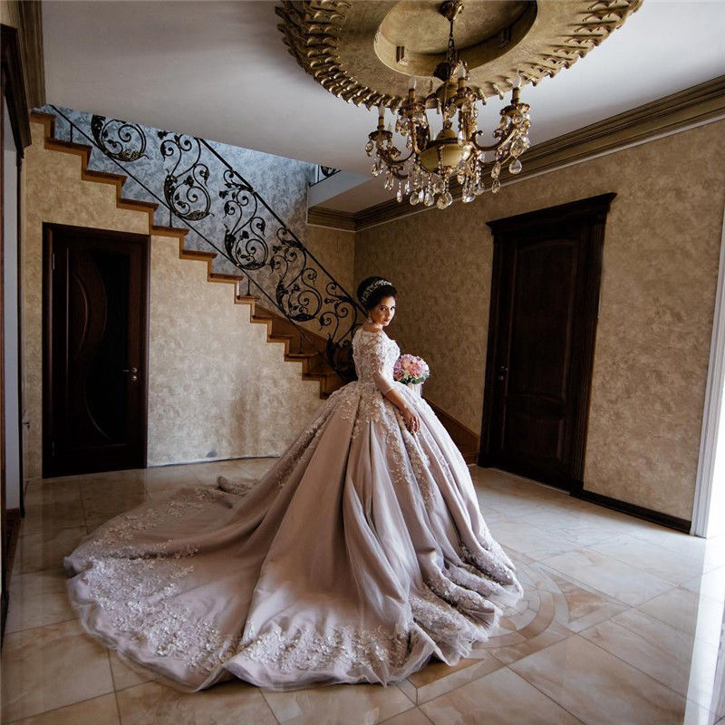 Off Shoulder Ball Gown Wedding Dresses Lace 3D Floral Applique Beads Sweep Train Plus Size Wedding Dress 3/4 Long Sleeve Bridal Gown