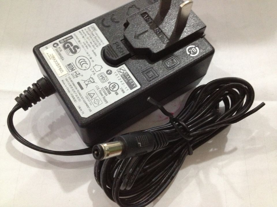US Plug DC 5V 4A AC Adapter Charger Power Supply 2.5mm*5.5mm/2.1mm*5.5mm Replacement for LED Strip CCTV
US Plug DC 5V 4A AC Adapter Charger Power Supply 2.5mm*5.5mm/2.1mm*5.5mm Replacement for LED Strip CCTV