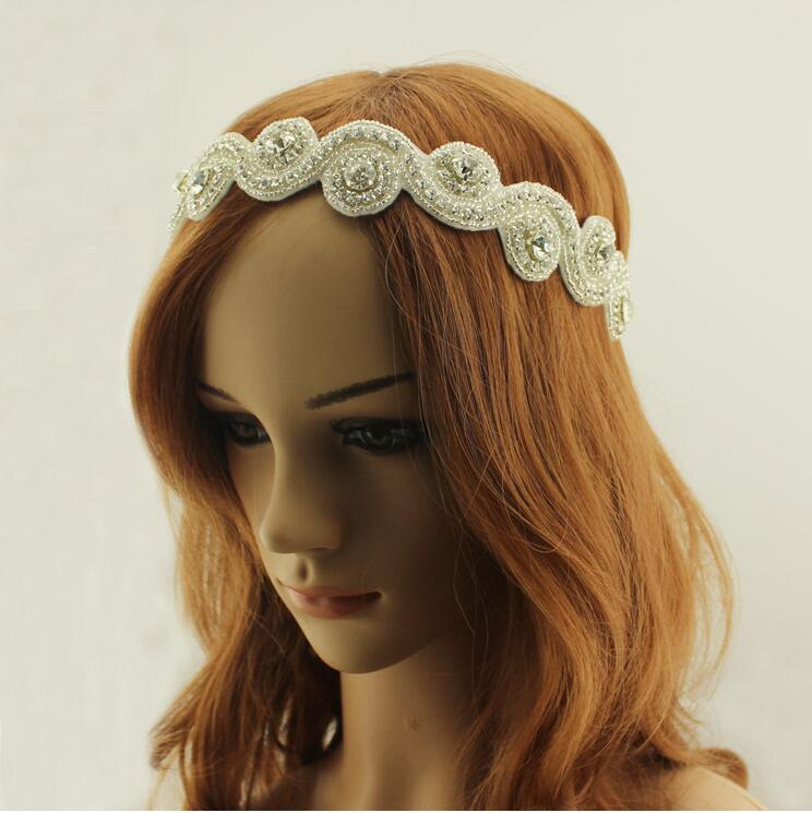 Vintage Wedding Bridal Crystal Rhinestone Pearls Hair Accessories Flowers Pieces Pins Headband Beaded Princess Tiara Jewelry Suppliers HT10