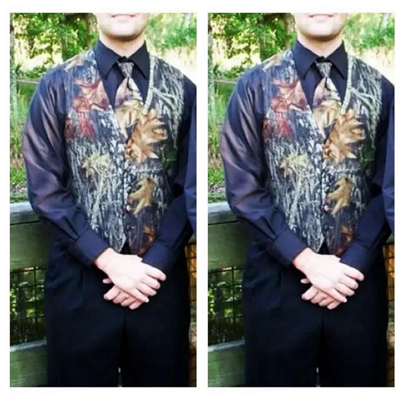 New Fashion Camouflage Satin Mossy Oak Groom Vest Camo Vests Customized Camo Wedding Evening Prom Vest For Man Cheap, As pictures
New Fashion Camouflage Satin Mossy Oak Groom Vest Camo Vests Customized Camo Wedding Evening Prom Vest For Man Cheap, As pictures