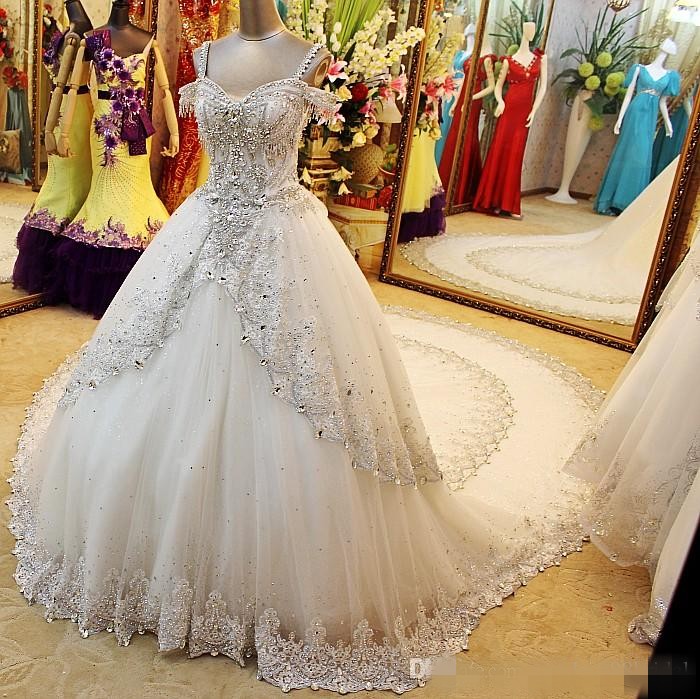 Newest Ball Sparkling Wedding Dresses Luxurious Crystal Beaded Custom Made Bridal Gown Spaghetti Sexy Chapel Train Lace Applaiques 0510