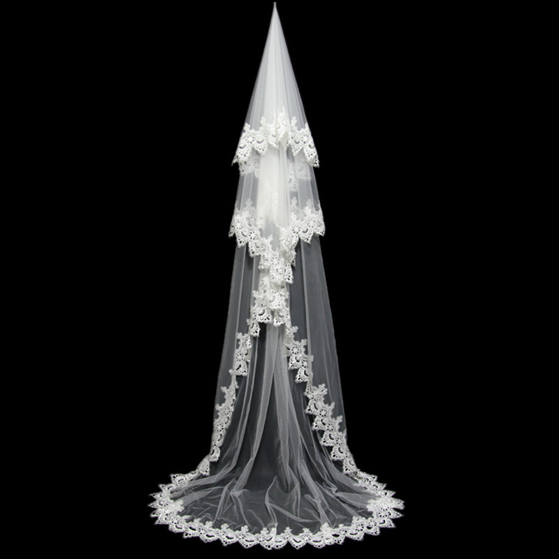 2021 Hot selling Wedding Veils Two Layers Gorgeous Appliques Lace Edge Chapel Length Bridal Veil Cheap