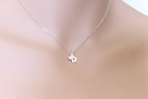 30PCS Outline Texas Map Necklace With Heart USA TX State Necklace I Heart Love Texas Necklaces Map Geography Necklace