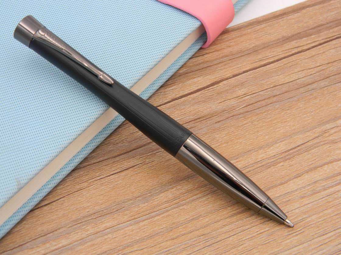 Parker Urban Black Forest office Writing Supplies gift Metal refill Ballpoint Pens, Blue;orange
Parker Urban Black Forest office Writing Supplies gift Metal refill Ballpoint Pens, Blue;orange