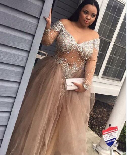 Luxury Bling Sparkle Plus Size Evening Dresses Black Girl Prom Dress Sheer Bodice Bead Crystal Formal Party Gowns Vestidos De Festa