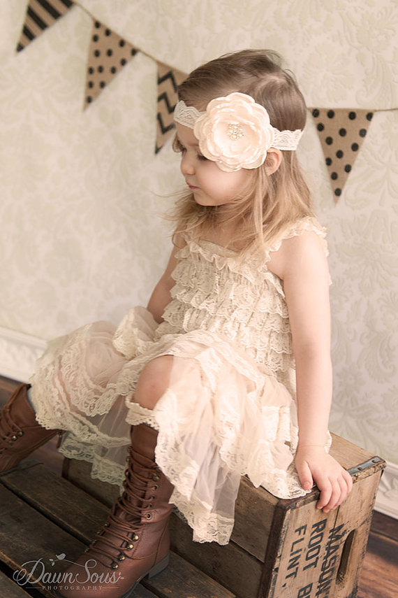 Rustic Flower Girl Dress Lace Pettidress Rustic Flower Girl Country Flower Girl Dress Cream/Wheat Cream/Country Wedding-Vintage Wedding