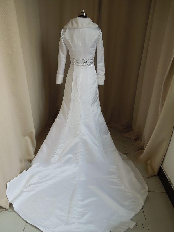 Whole fur A line Wrap strapless satin White Winter Wedding Dress Cloak Chapel Train Satin Long Sleeve Coat for bride