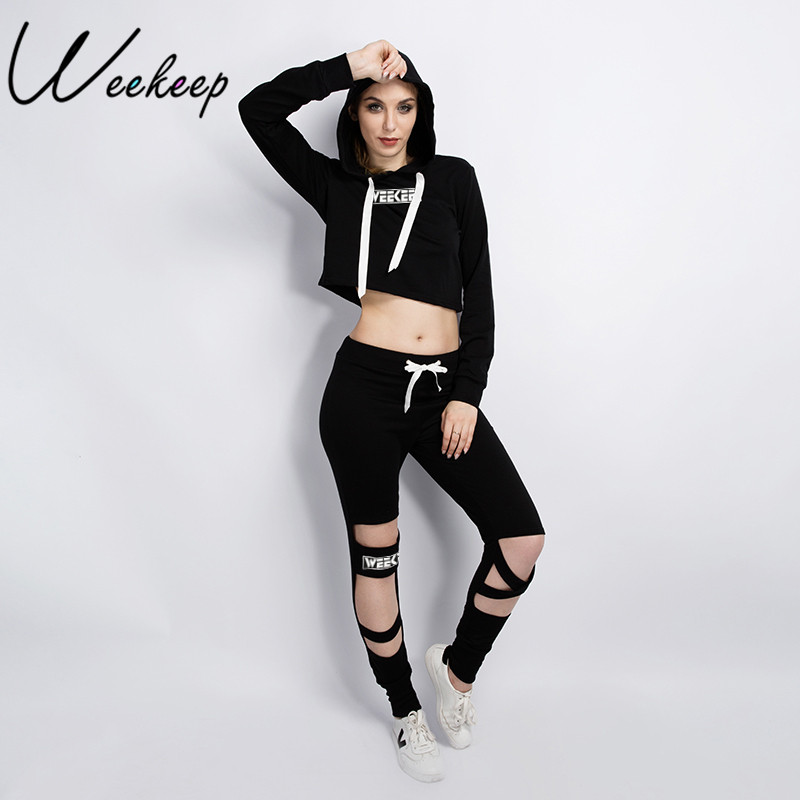 Fashion 2 Piece Set Women Black Crop Top+Pants Suit Sexy Hollow Out Woman Streetwear Casual 2 Piece Set Track suit
Fashion 2 Piece Set Women Black Crop Top+Pants Suit Sexy Hollow Out Woman Streetwear Casual 2 Piece Set Track suit