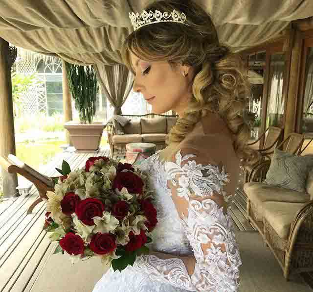 Vintage Lace Wedding Dresses High Quality A Line Long Sleeve Covered Button Bride Bridal Gowns Plus Size Custom Made