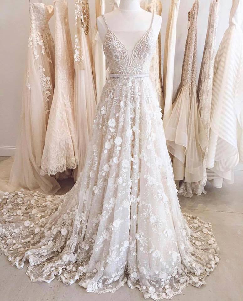 Berta 2019 Wedding Dresses 3D Floral Appliqued Lace Beads Bridal Gowns Zuhair Murad Sapghetti V Neck A Line Beach Wedding Gowns