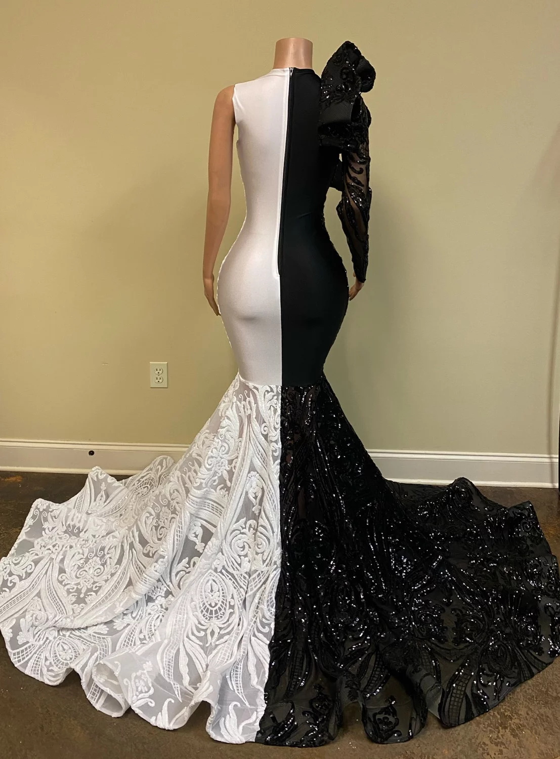 black and white mermaid evening dresses high neck sequins appliqued lace court train party dress custom made formal evening gown
