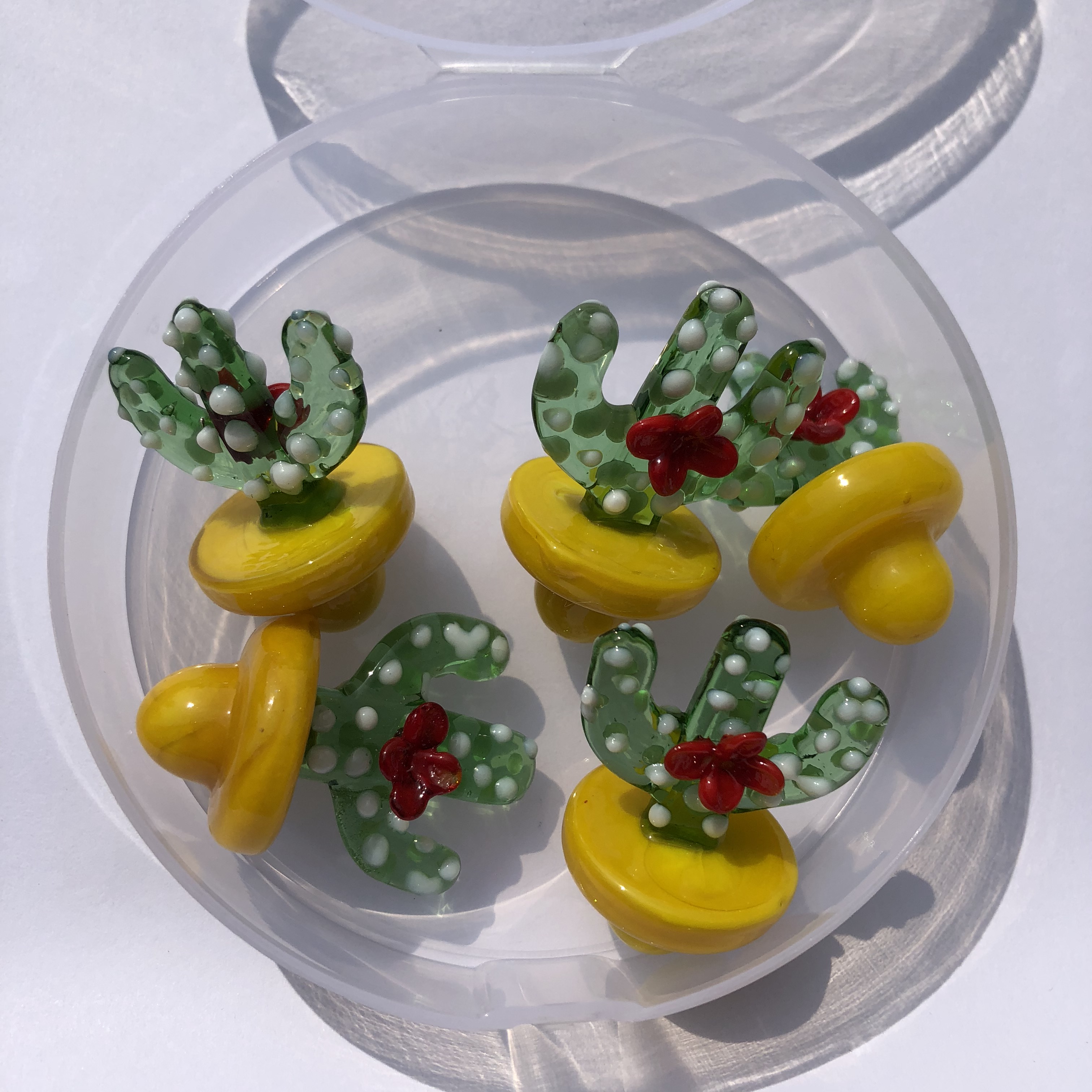 Colored Glass cactus UFO Carb Cap dome for glass bongs water pipes dab oil rigs Thermal P Quartz banger Nails
Colored Glass cactus UFO Carb Cap dome for glass bongs water pipes dab oil rigs Thermal P Quartz banger Nails