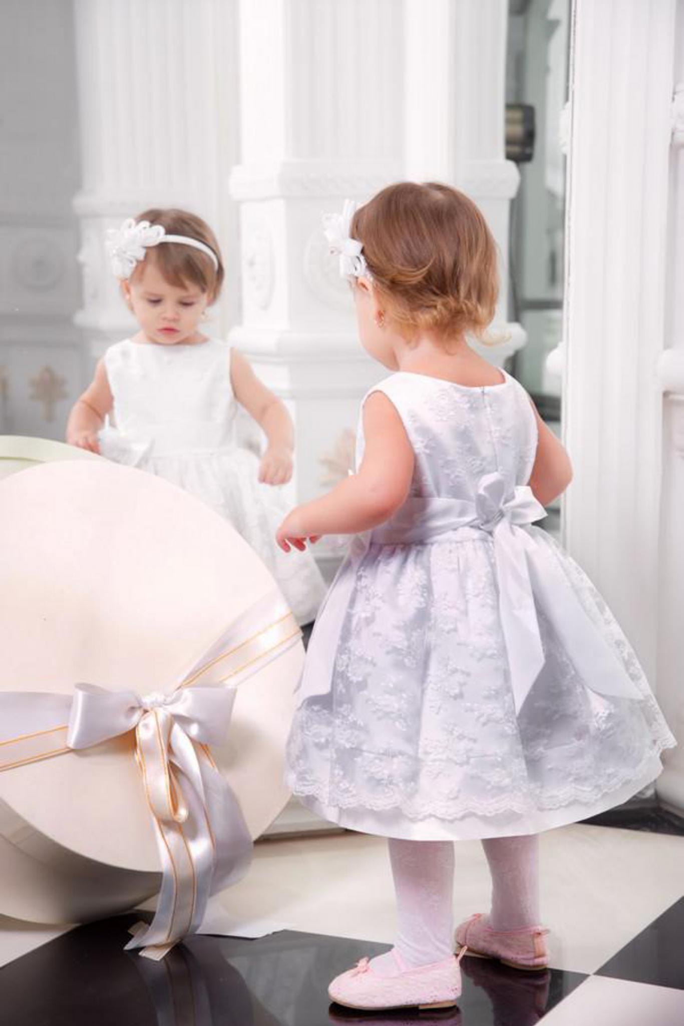 White Little Flower Girls Dresses Mini Short 3D Flower Appliques Jewel Neck Girl Pageant Gowns Kids Formal Ruffles Puffy Dress For Wedding