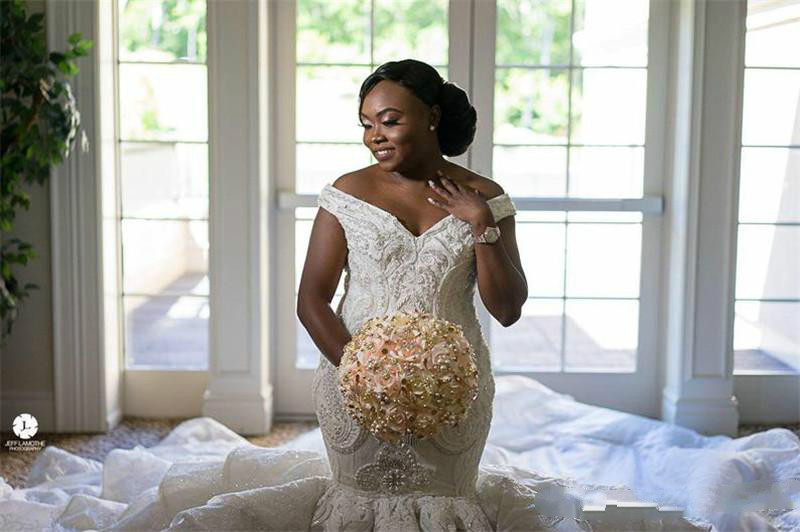 Plus Size Wedding Dresses Off The Shoulder Lace Applique Sequins Mermaid Wedding Dress Court Train Country Bridal Gowns Vestidos De Novia