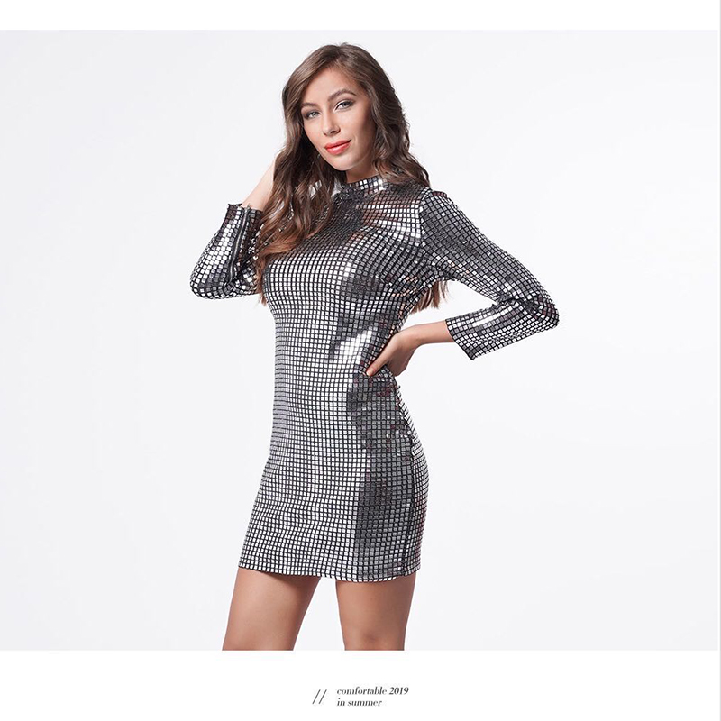 Spring / Summer 2020 New Slim Skirt Women' Silver Lens Compact Mini Lady Wearing Sexy Silver Turtleneck Nine Sleeves, Gray
Spring / Summer 2020 New Slim Skirt Women' Silver Lens Compact Mini Lady Wearing Sexy Silver Turtleneck Nine Sleeves, Gray