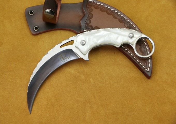 todd begg claw knife krambit 9cr18mov steel acrylic Hunting folding Knife Pocket Survival Knives xmas gift kniife for man 1pcs Adru
todd begg claw knife krambit 9cr18mov steel acrylic Hunting folding Knife Pocket Survival Knives xmas gift kniife for man 1pcs Adru