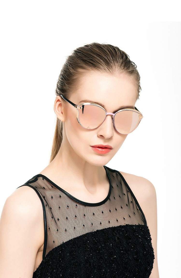 Wholesale-women luxury designer sunglasses mens sunglasses polarized lens with UV400 eye protect sun glasses packing Model no. P0824-1
Wholesale-women luxury designer sunglasses mens sunglasses polarized lens with UV400 eye protect sun glasses packing Model no. P0824-1