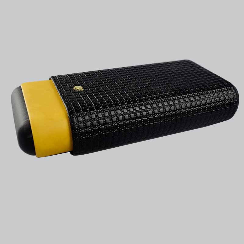 New arrival beautiful black color leather traval cigar humidor case can hold 3 cigarette gift box
New arrival beautiful black color leather traval cigar humidor case can hold 3 cigarette gift box