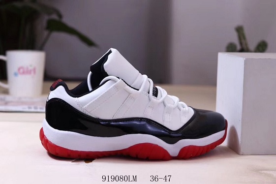 11 Low in White Bred 2020 Metallic Silver WMNS 11s Loyal Blue 11 Concord 11 Bred Men Women Sports sneakers
11 Low in White Bred 2020 Metallic Silver WMNS 11s Loyal Blue 11 Concord 11 Bred Men Women Sports sneakers