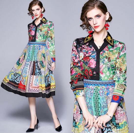 New Contrasting Retro Print Elegant V-neck Slim Pleated Skirt, As the picture
New Contrasting Retro Print Elegant V-neck Slim Pleated Skirt, As the picture