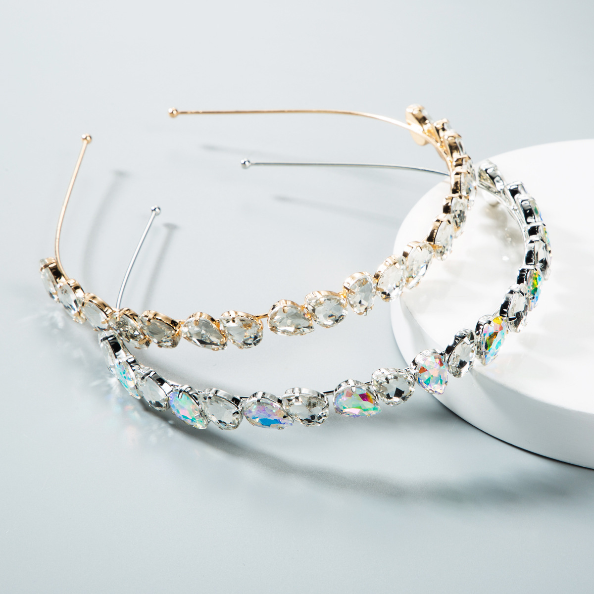 Sweet hair accessories Christmas hairband women's shiny OL temperament headdress headband diamond thin hairpin
Sweet hair accessories Christmas hairband women's shiny OL temperament headdress headband diamond thin hairpin