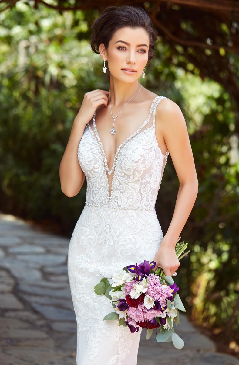 Lace Attractive Mermaid Backless Wedding Dresses Deep V Neck Beaded Bridal Gowns Sweep Train Trumpet Plus Size Robe De Marie