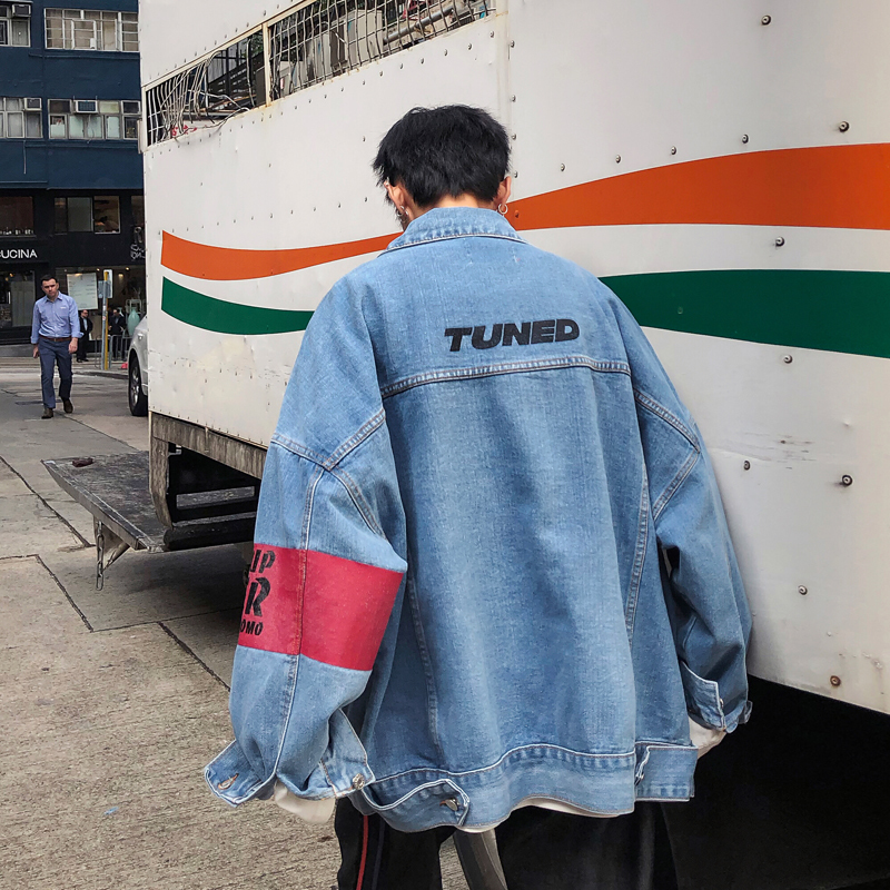 2019 Spring New Arrivals Letter Printing Men's Color Matching Trend Temperament Sports Warm Lapel Denim Jacket Fashion, Blue
2019 Spring New Arrivals Letter Printing Men's Color Matching Trend Temperament Sports Warm Lapel Denim Jacket Fashion, Blue