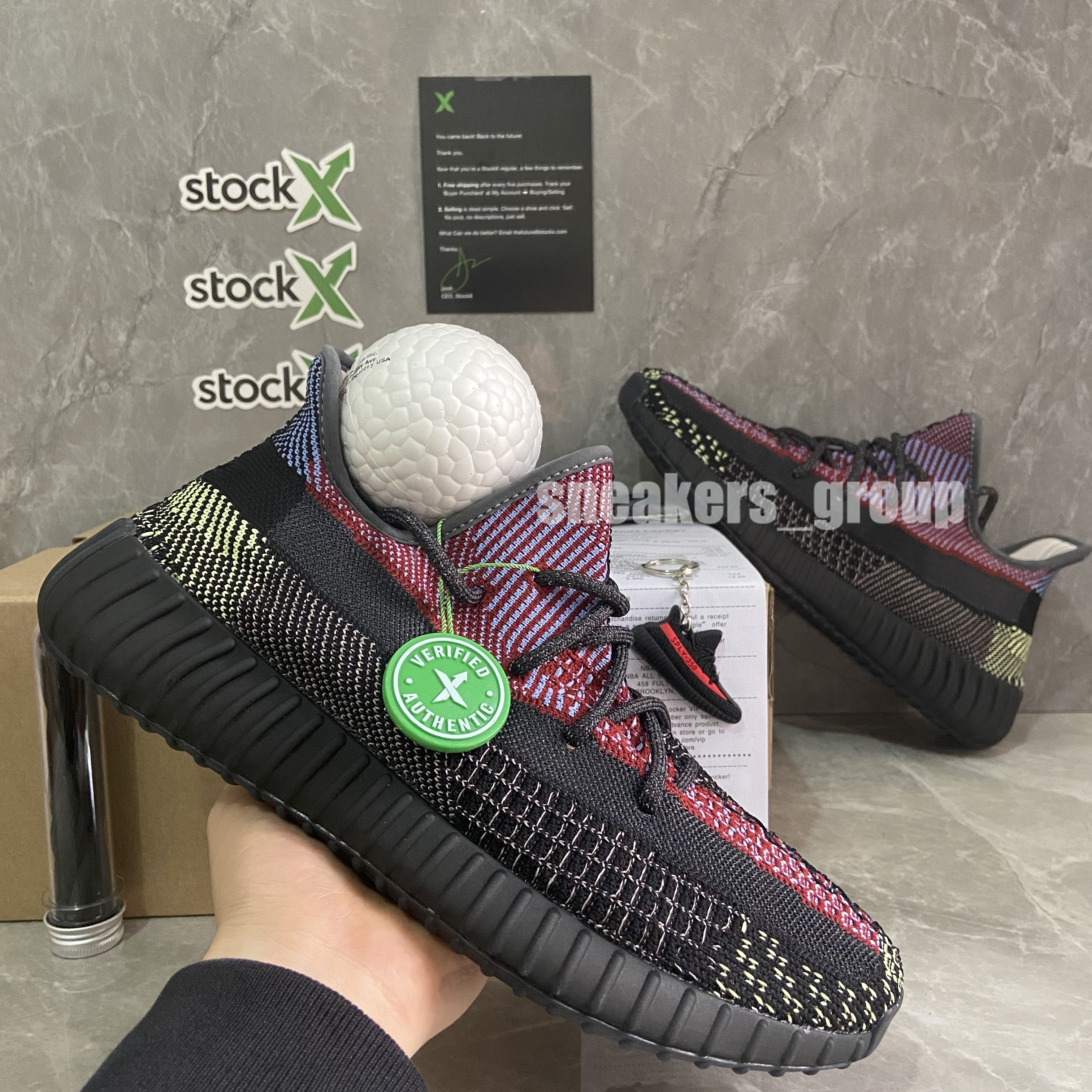 2020 Kanye West Earth Desert Sage Cinder Zyon Linen Tail Light Flax Gid Black State 3M Reflective Yecheil Men Women Running Shoes, Gift
2020 Kanye West Earth Desert Sage Cinder Zyon Linen Tail Light Flax Gid Black State 3M Reflective Yecheil Men Women Running Shoes, Gift