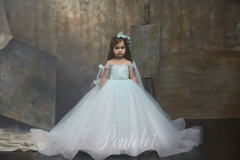Lovely Ball Gown Flower Girl Dresses Off Shoulder Sleeveless Bow Sequins Crystal Pageant Dress Floor Length Girl's Birthday Party 0431