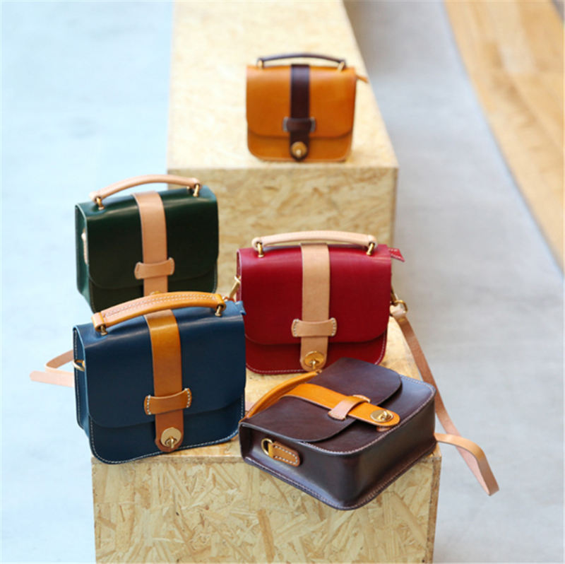 Classic luxury designer handbag high quality leather women's Messenger bag fashion love V wave shoulder bag chain bag
Classic luxury designer handbag high quality leather women's Messenger bag fashion love V wave shoulder bag chain bag
