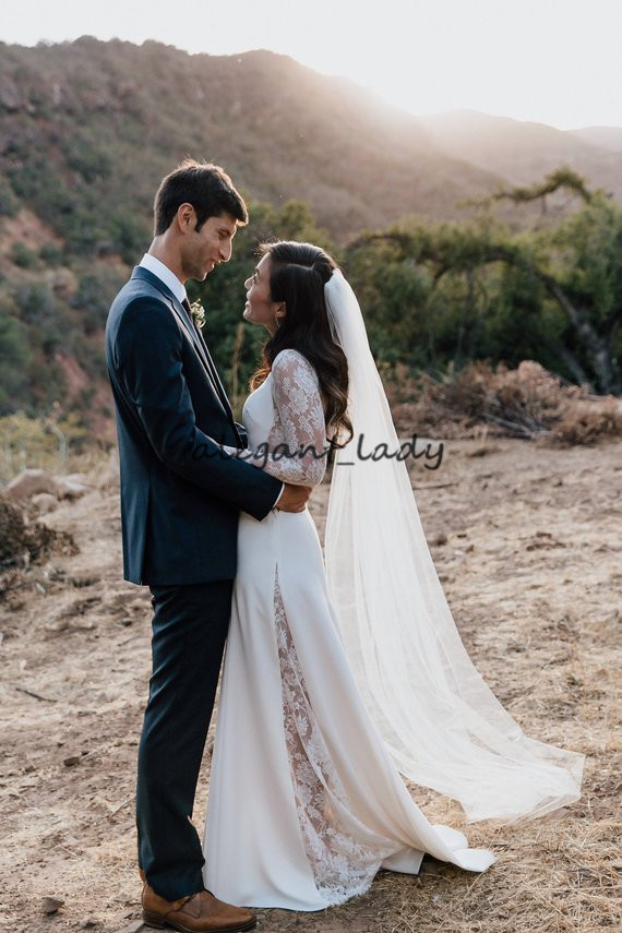 Bohemian Sheath Wedding Dresses with Long Sleeve 2019 Retro Jewel Neck Lace Chiffon Country Garden Bridal Gowns Wedding Dress