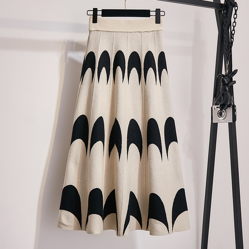 Winter Autumn 2019 Skirts Womens Knitting Wool Pleated Long Skirt Moon Print High Waist Elastic Large Hem Midi Skirts V191019
