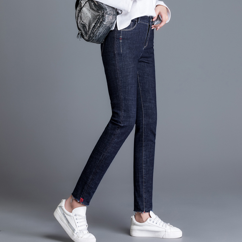 Explosion models 2020 spring new high quality ladies jeans were thin stretch jeans, Navy blue
Explosion models 2020 spring new high quality ladies jeans were thin stretch jeans, Navy blue